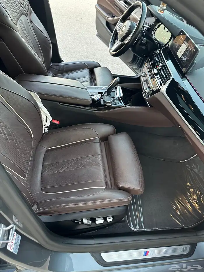 بي أم دبليو BMW الفئة الخامسه 520 2018 ديزل 22