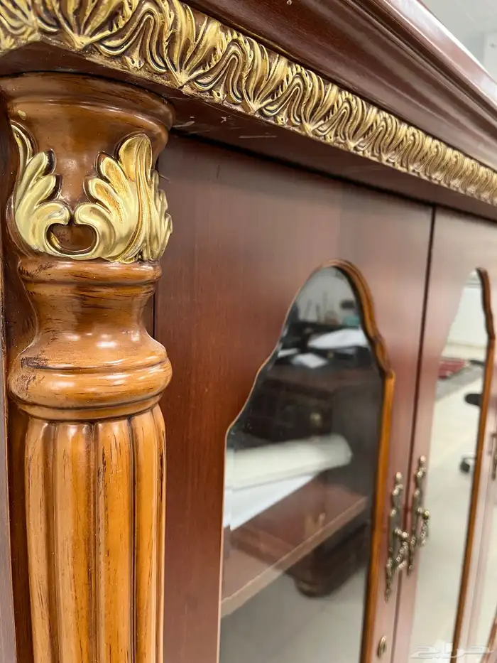 مكتب فاخر للبيع قابل للتفاوض 3