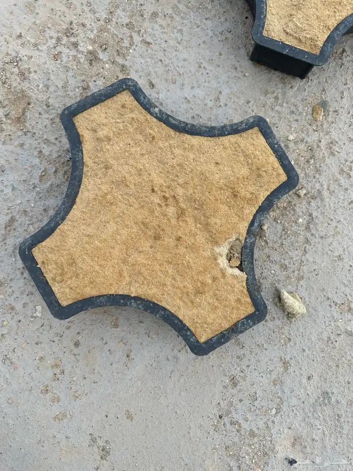 قوالب للبيع 34