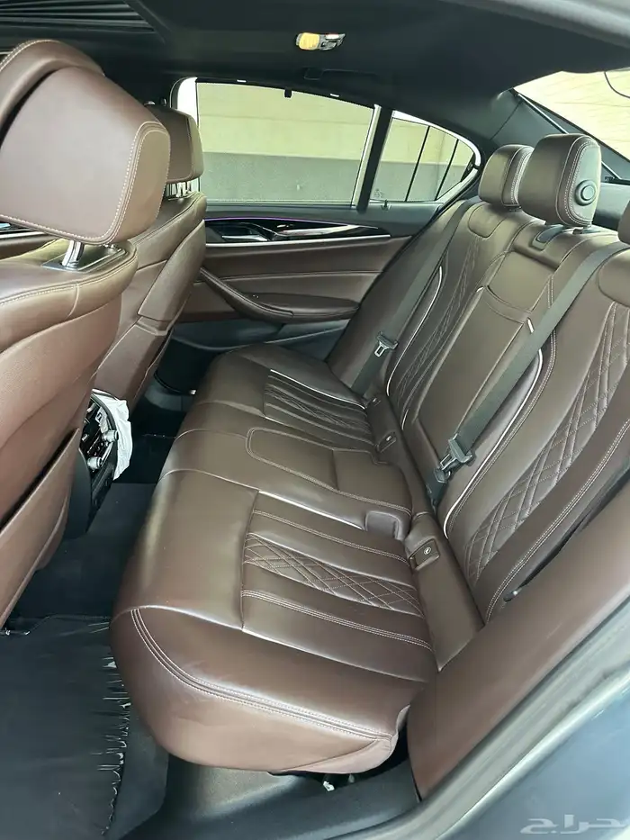 بي أم دبليو BMW الفئة الخامسه 520 2018 ديزل 17
