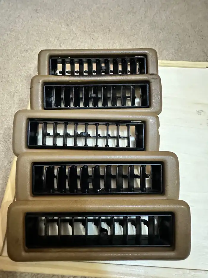 ريش مكيف خلفي صالون 97 0