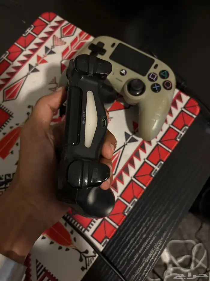 ايادي سوني 4 1