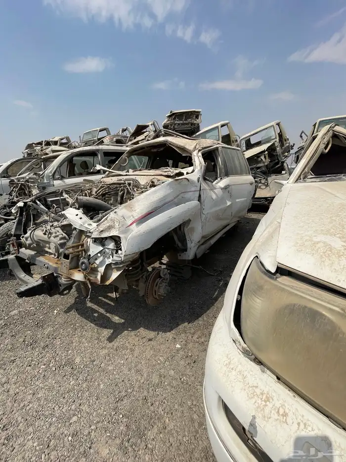 قطع تشليح تويوتا جيب 2000-2007 4