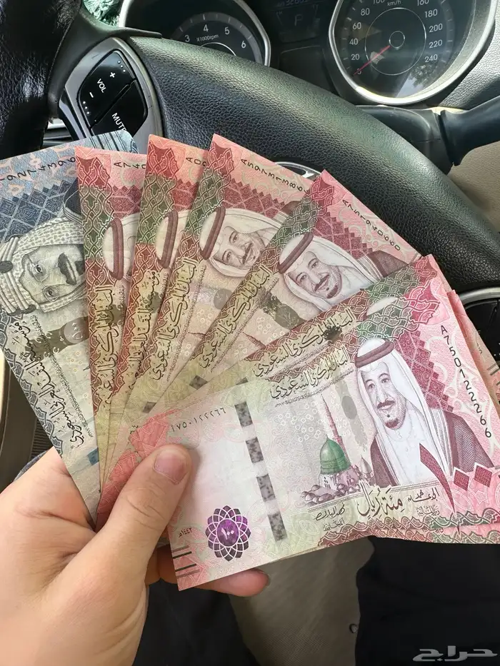 مطابع لطباعة اكياس للعبايات والطرح مقاسات مختلفة طباعة ملون 4