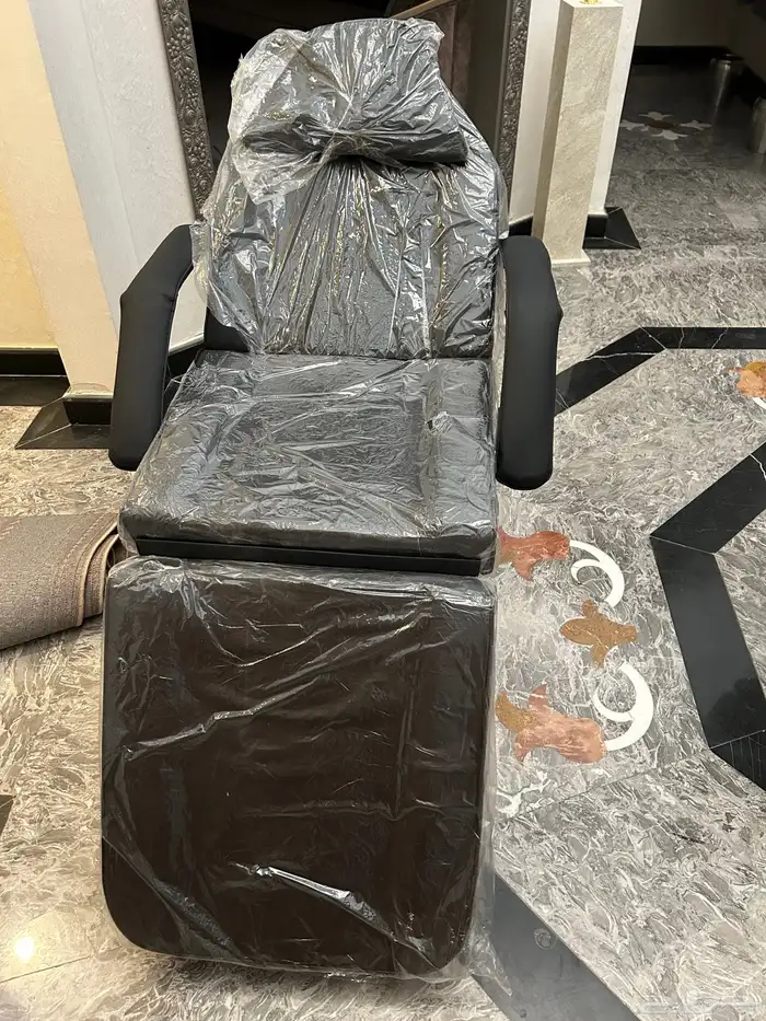 سرير مساج حجامة او كرسي ميكب 0