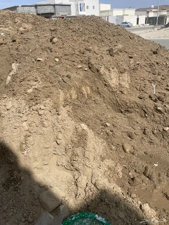 دفنيه من السد نظيفه للااشجار الاسكان عفراء 1