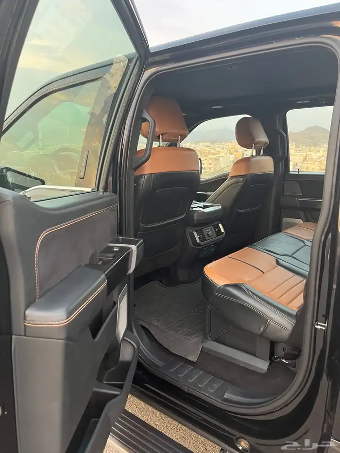 فورد F150 بلاتينيوم 2021 14