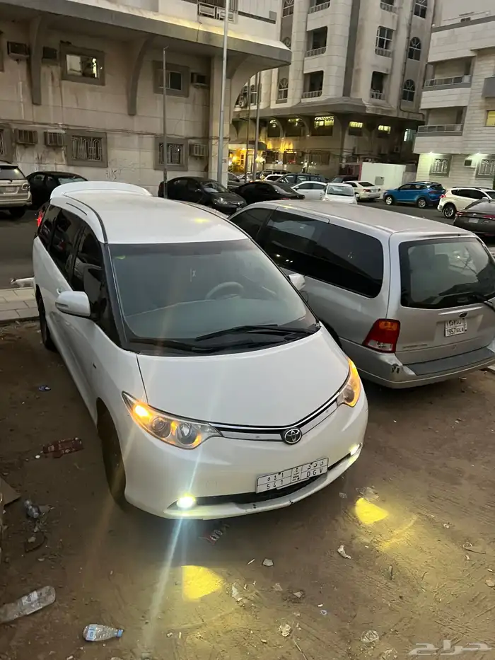تويوتا بريفيا للبيع 3