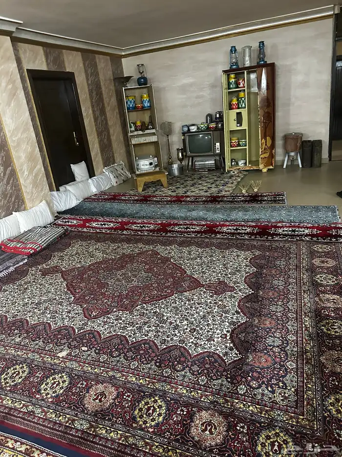 سجاد بلجيكي وتركي وشملات وستائر قديمة للبيع 7