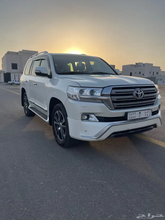 للبيع جيب جي اكس ار 2018 8