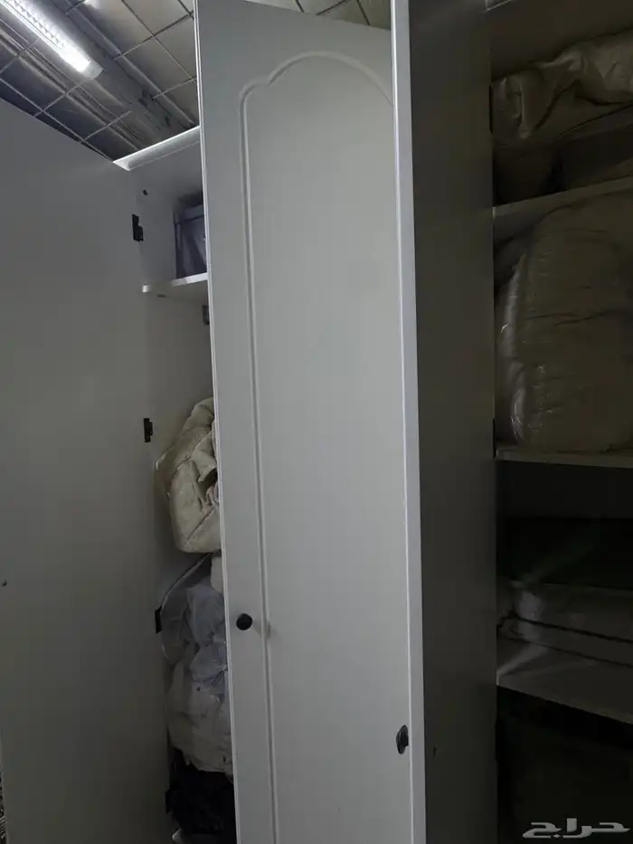 دولاب - له قسمين 3