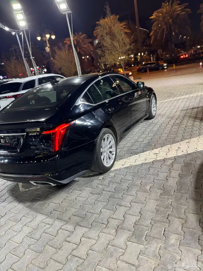 كاديلاك مستخدم نضيف ct5 موديل2022 7