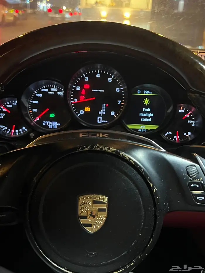 للبيع بورش بانيمرا V8 فل كامل 15