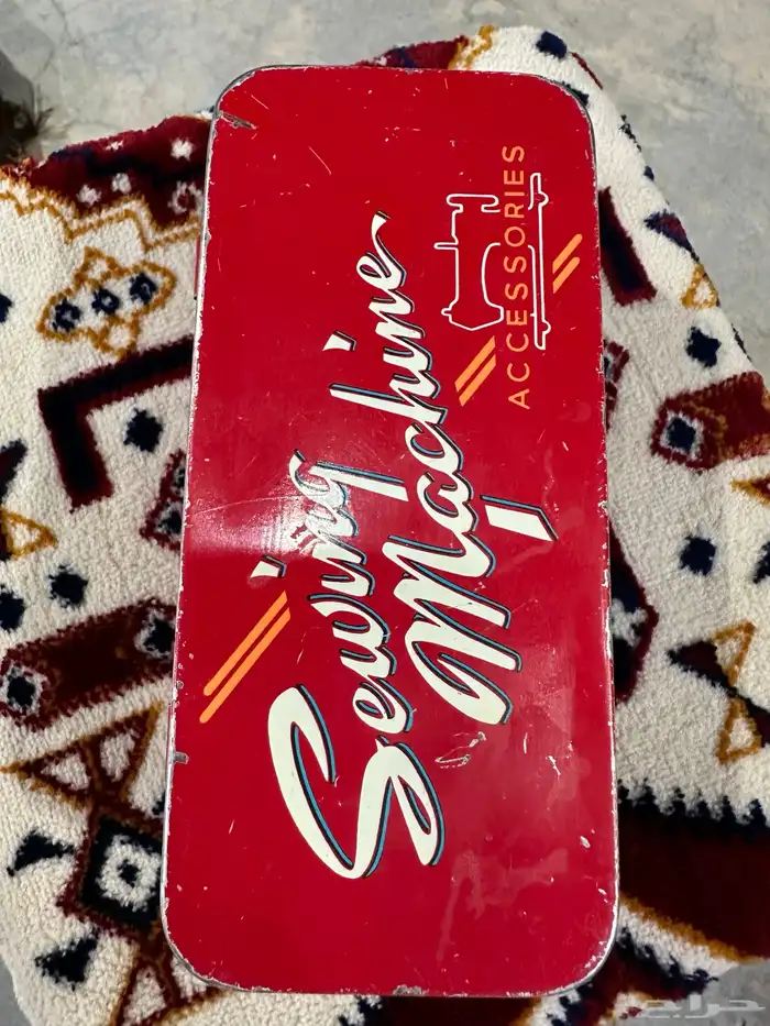 علبة أدوات خياطة تراثية 2