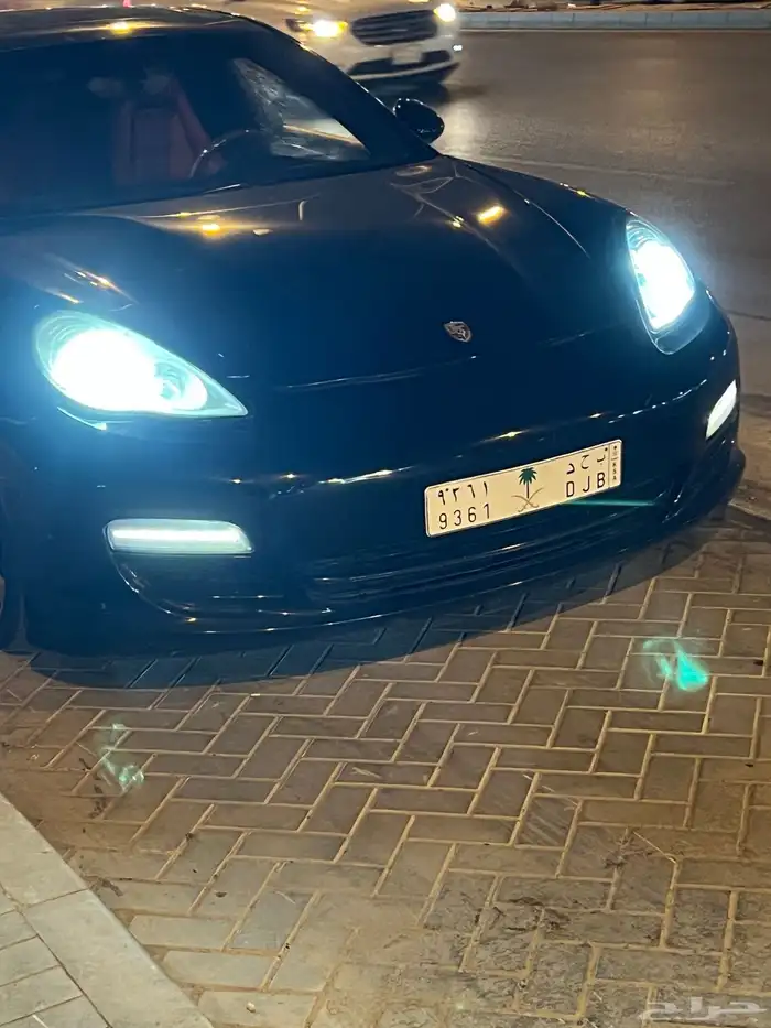 للبيع بورش بانيمرا V8 فل كامل 1