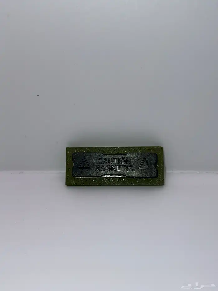 ميداليات مع NFC و تحف 18