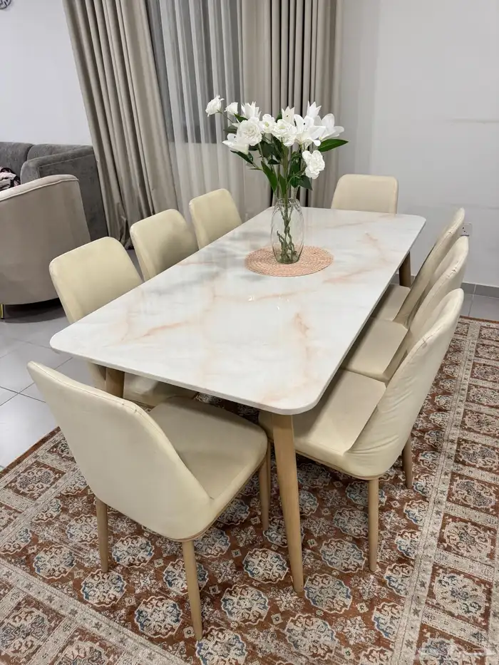 طاولات طعام 0