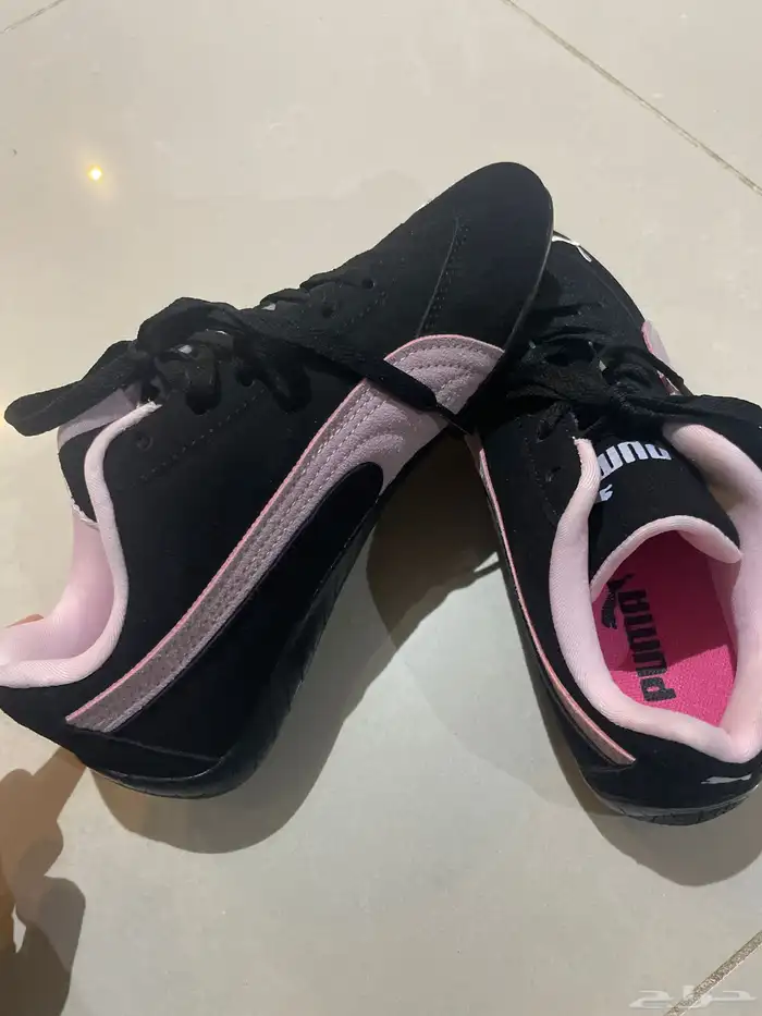 جزمه بوما سبيدكات اسود-وردي 2