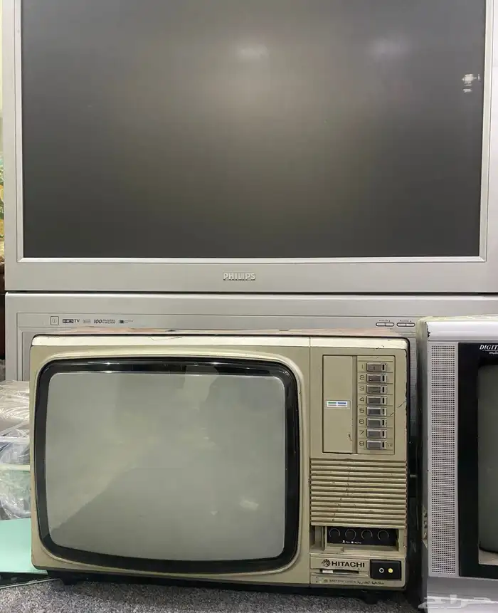 تلفزيونات تراثيه واجهزه فديو 4