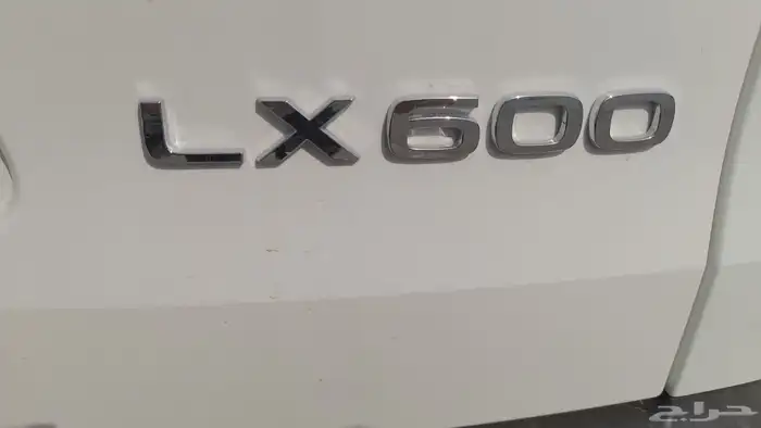 لكزس ال اكس سبورت 2025 29
