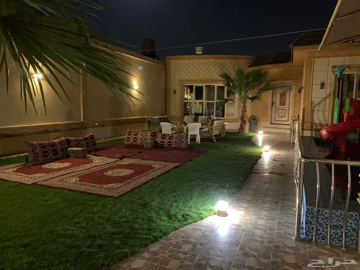 للبيع شاليهات مؤثثه حي الوسيطى شرق بريدة 0