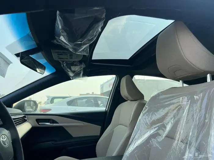 كامري LE بنزين اسود 2025 سعودي وارد الوكيل 11