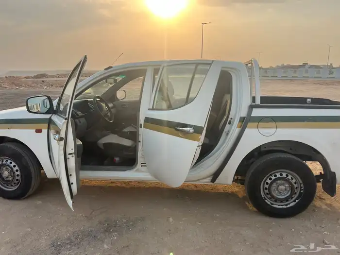 ميتسوبيشي L200 4