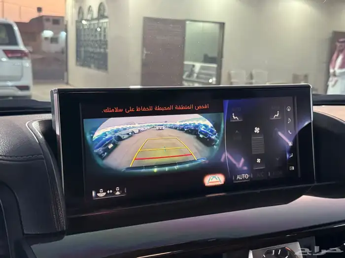 لكزس LX570 2018 فل كامل سعودي 27