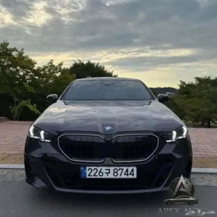 BMW 530 i xDrive mkit دفع رباعي 1