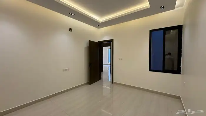 ادوار ارضيه وعلويه في حي بدر مساحه 300م 4
