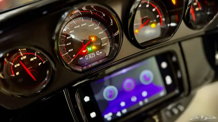 CVO Stret Glide 2020 8