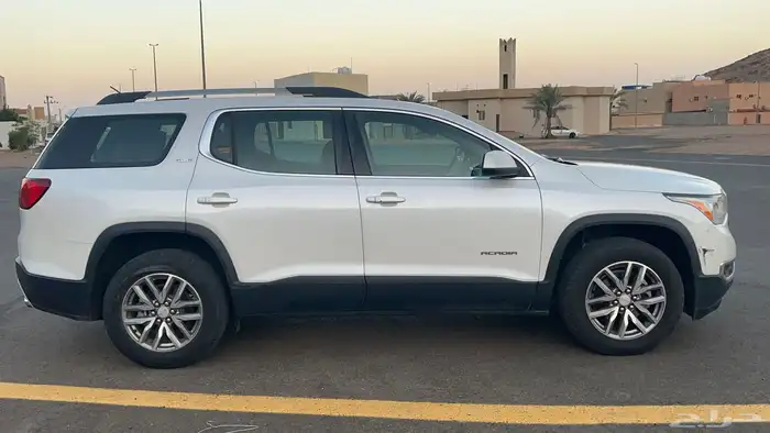 للبيع او للبدل جمس اكاديا أكاديا 2017 4