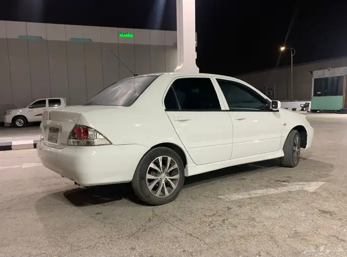 موستبيشي لانسر 26
