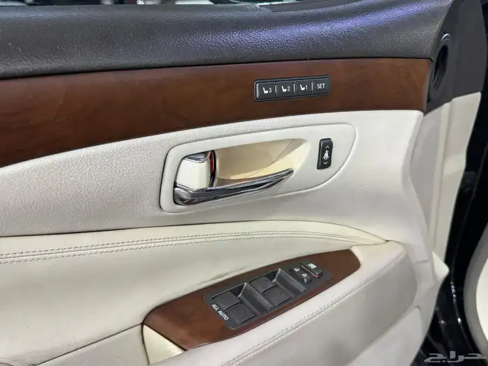 لكزس LS460L 2011 ( سعودي بحالة الوكالة ) 40