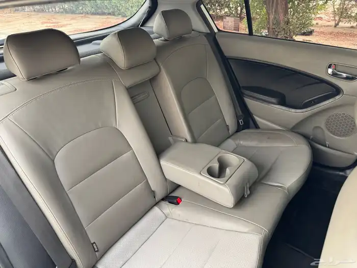 سيراتو هاتشباك فل 2014 18