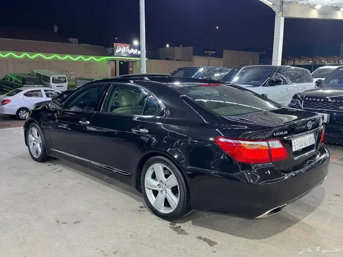 لكزس LS460L 2011 ( سعودي بحالة الوكالة ) 12