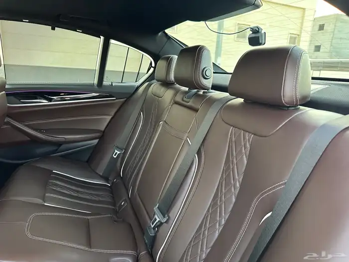 بي أم دبليو BMW الفئة الخامسه 520 2018 ديزل 18