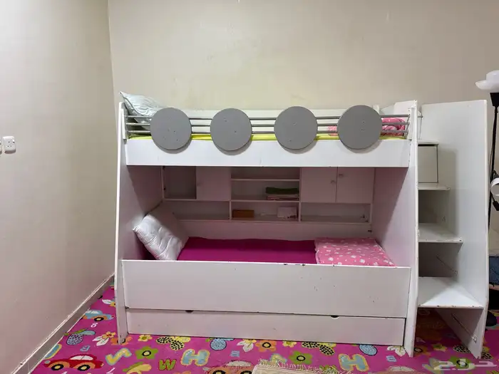 للبيع سرير أطفال دورين 0