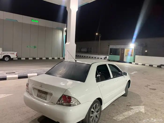 موستبيشي لانسر 27