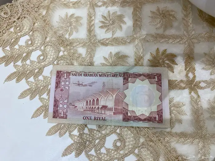 ريال الملك خالد حالة ممتازة 0