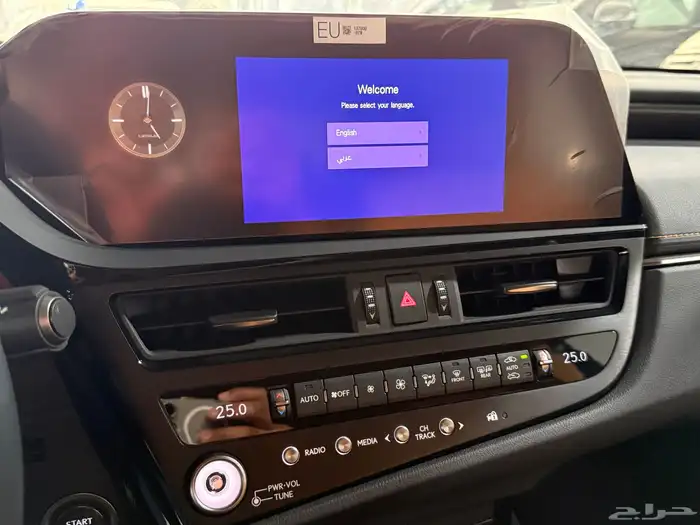 لكزس ES 250 بريمي فتحة سقف 2025 نظام 50-50 30