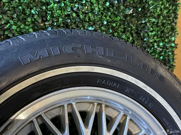 جنط لينكون مع كفر بلد ( ميشلان ) شبه جديد 4