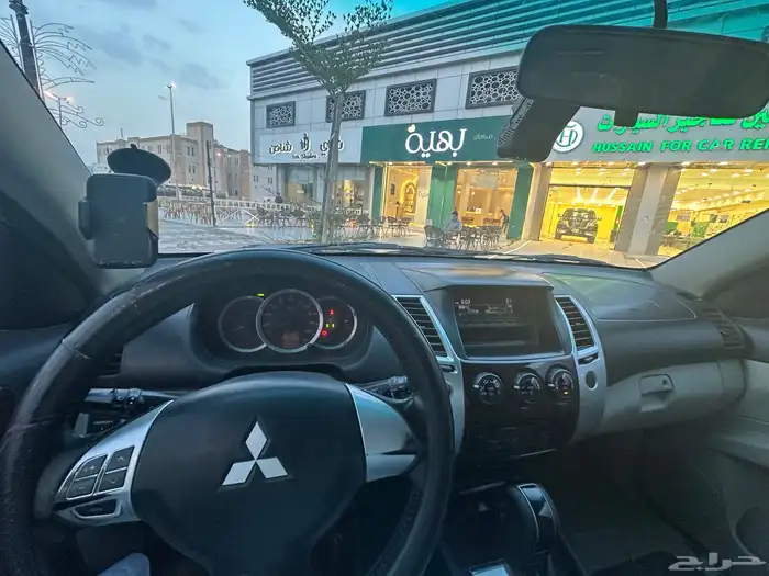 للبيع باجيرو سبورت 4