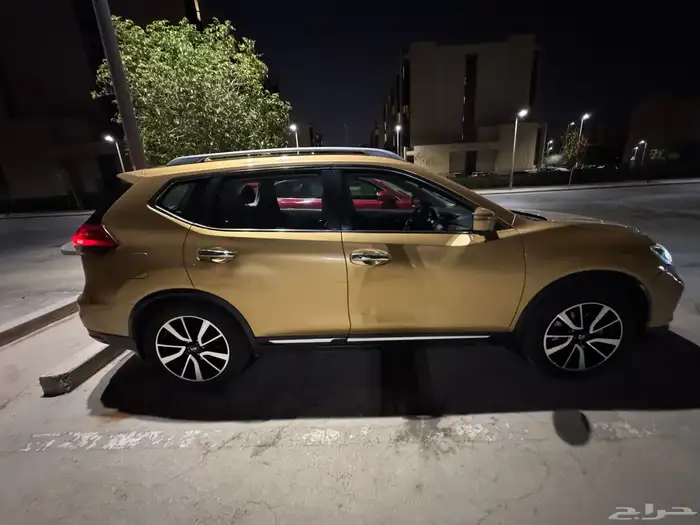 2018 نيسان اكس تريل 7