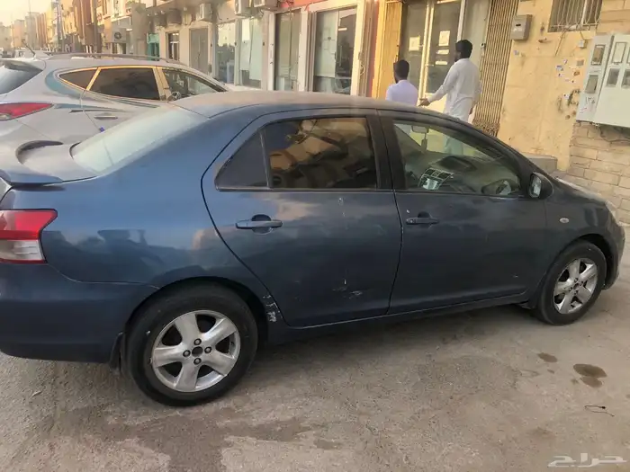 Toyota Yaris model 2006 good condition engine gear ac 4