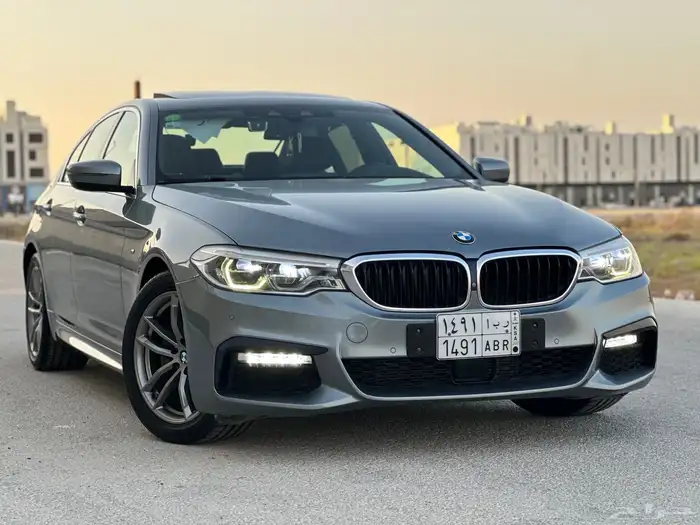بي أم دبليو BMW الفئة الخامسه 520 2018 ديزل 8
