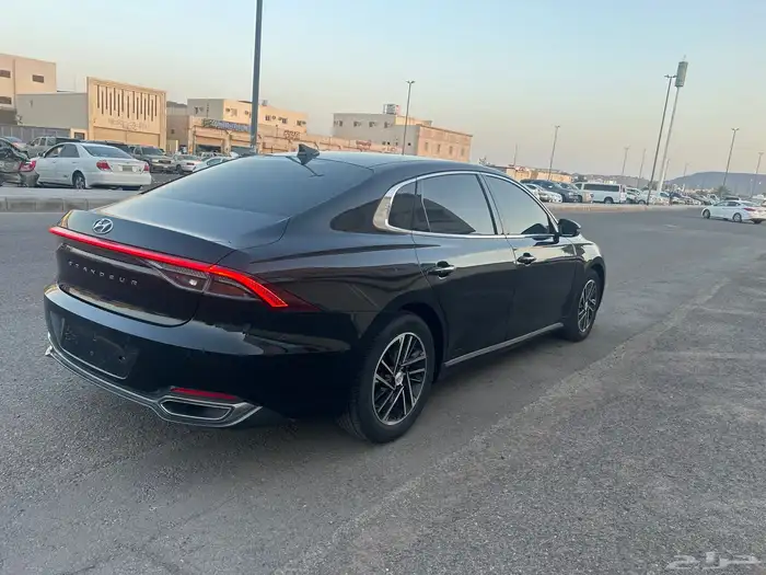 ازيرا 2020 وارد كوريا نظيفه جدا 1