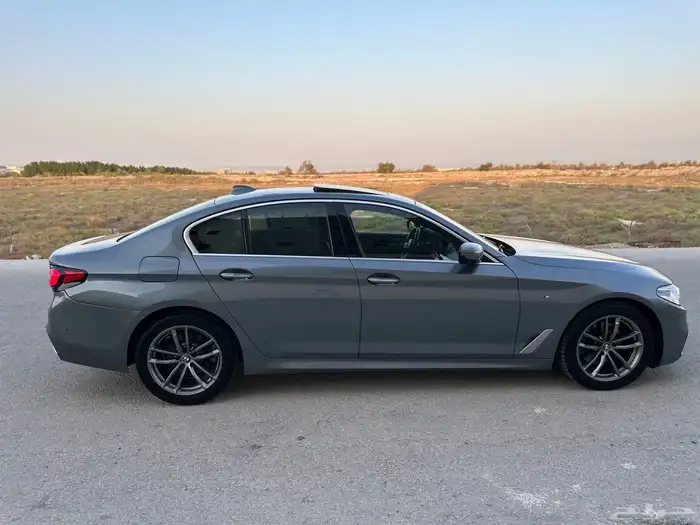 بي أم دبليو BMW الفئة الخامسه 520 2018 ديزل 10