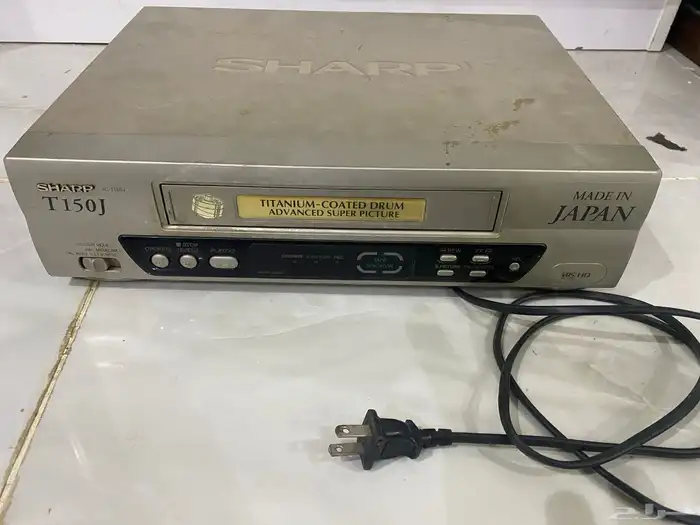 تلفزيونات تراثيه واجهزه فديو 12