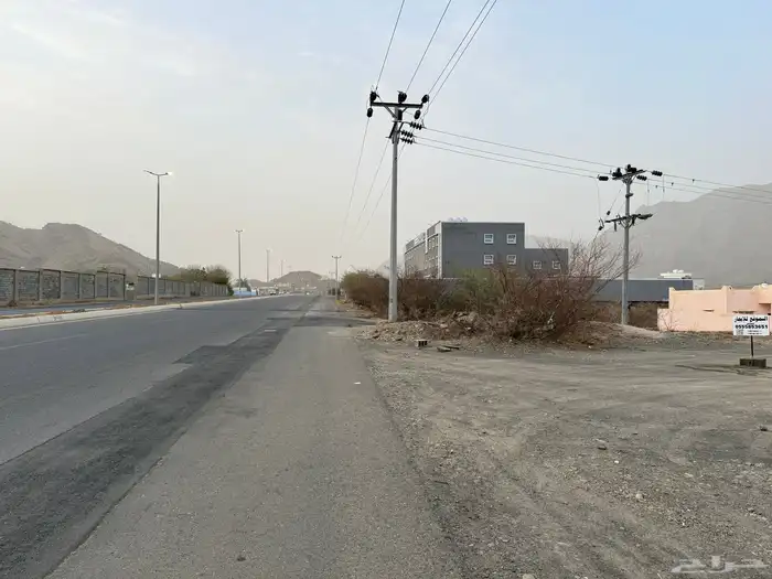 ارض تجارية للإيجار ( الحماطه ) 1